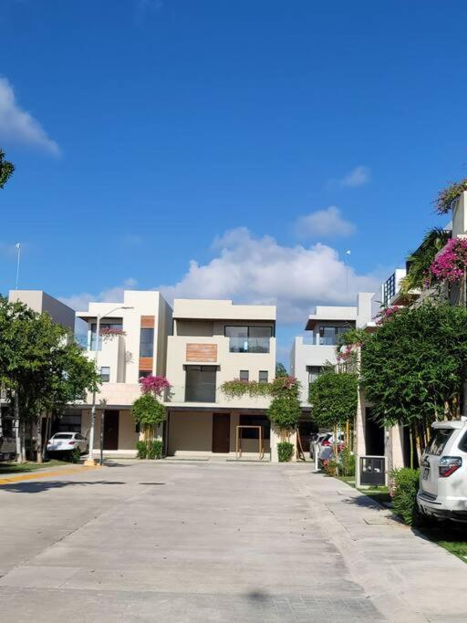 Amazing Dream Home In Gated Community ปลายาเดลการ์เมน ภายนอก รูปภาพ